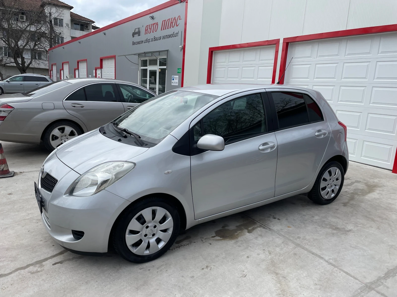 Toyota Yaris 1.3 VVT-i - изображение 7