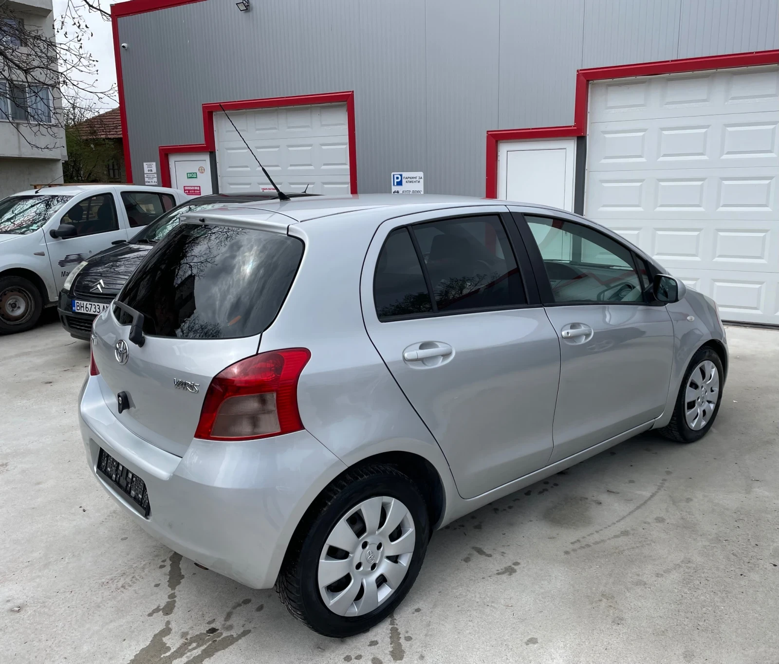 Toyota Yaris 1.3 VVT-i - изображение 4