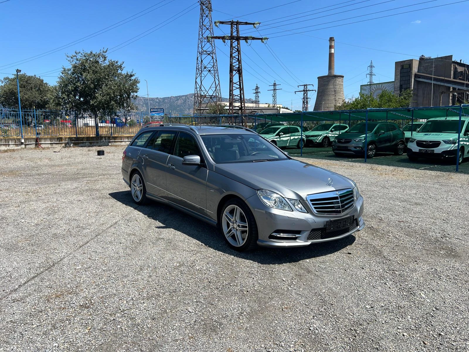 Mercedes-Benz E 350 CDi AMG Line 4MATIC НОЩНО ВИЖДАНЕ Airmatic  - изображение 3