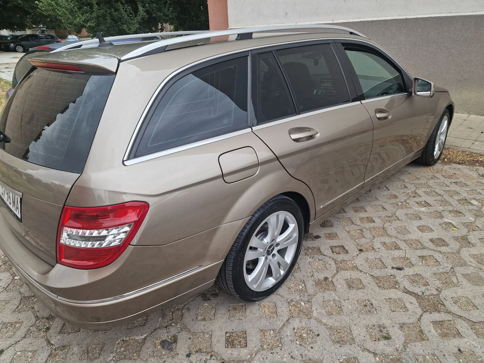 Mercedes-Benz C 220 W204 - изображение 5