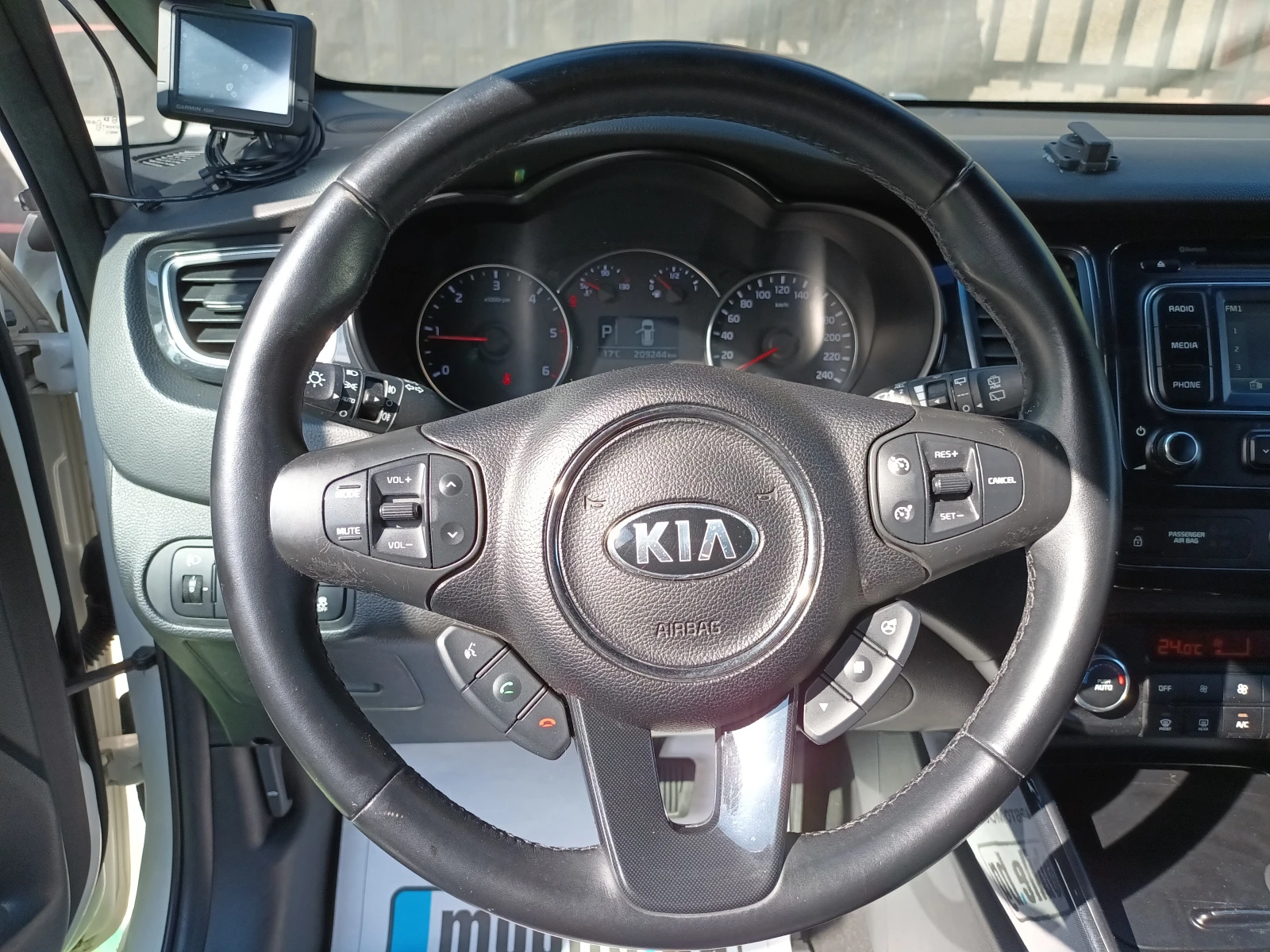 Kia Carens 7 / | Mobile.bg   14