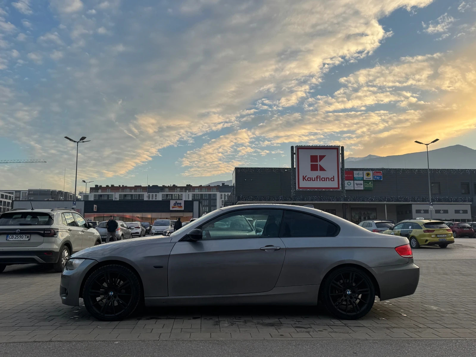 BMW 320  - изображение 4