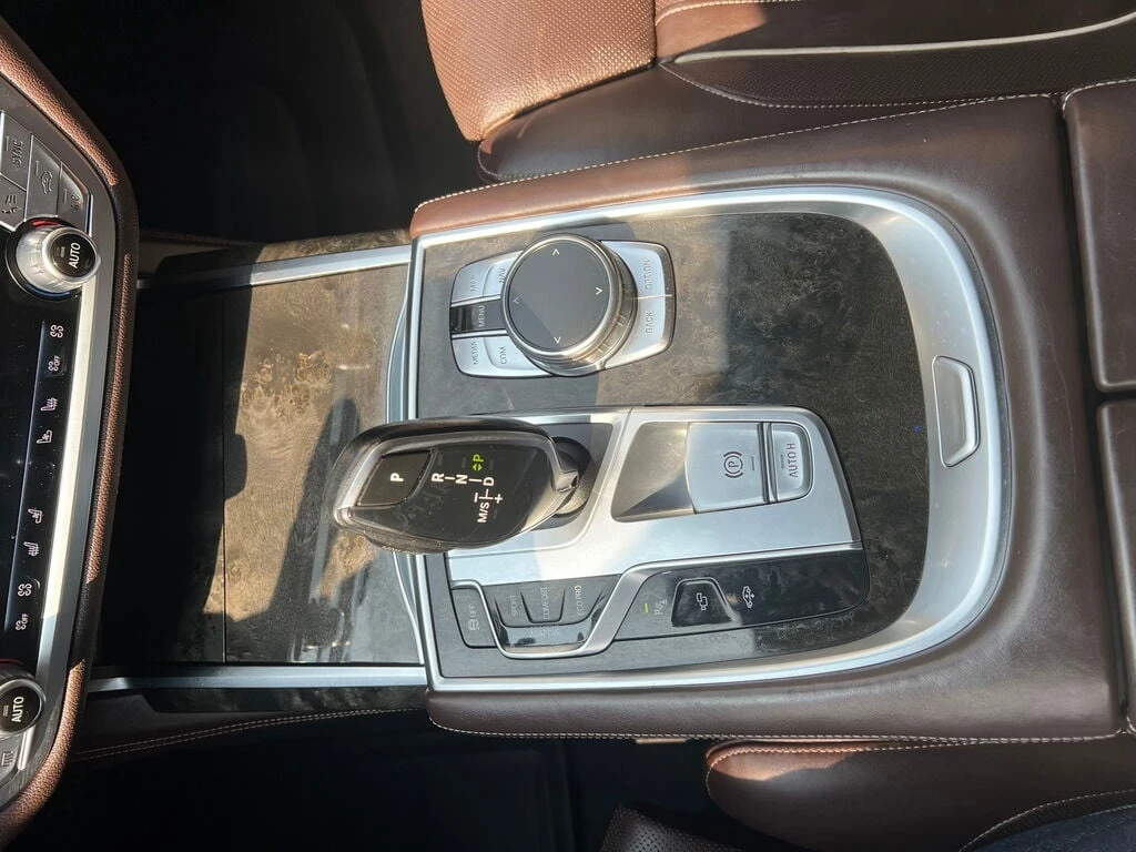 BMW 750 * xDRIVE 360 CAMERA | FULLY LOADED * CARFAX * ���� | Mobile.bg � ����������� 11