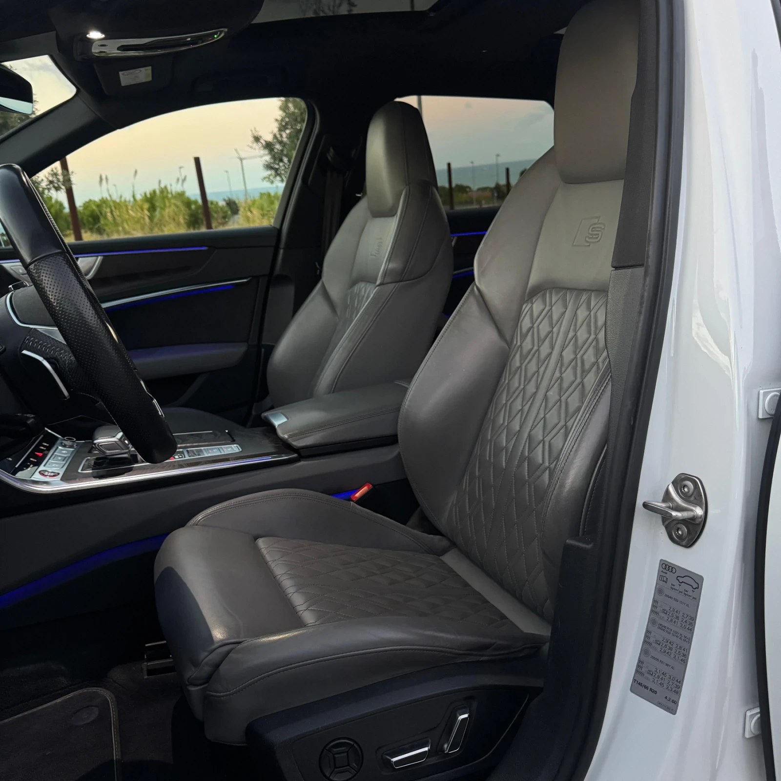 Audi S6 Audi s6 дизел 350 комя, снимка 12 - Автомобили и джипове - 54106364