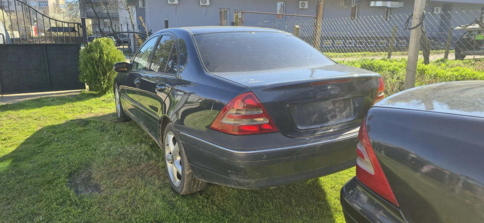 Mercedes-Benz C 220, снимка 6 - Автомобили и джипове - 54114117