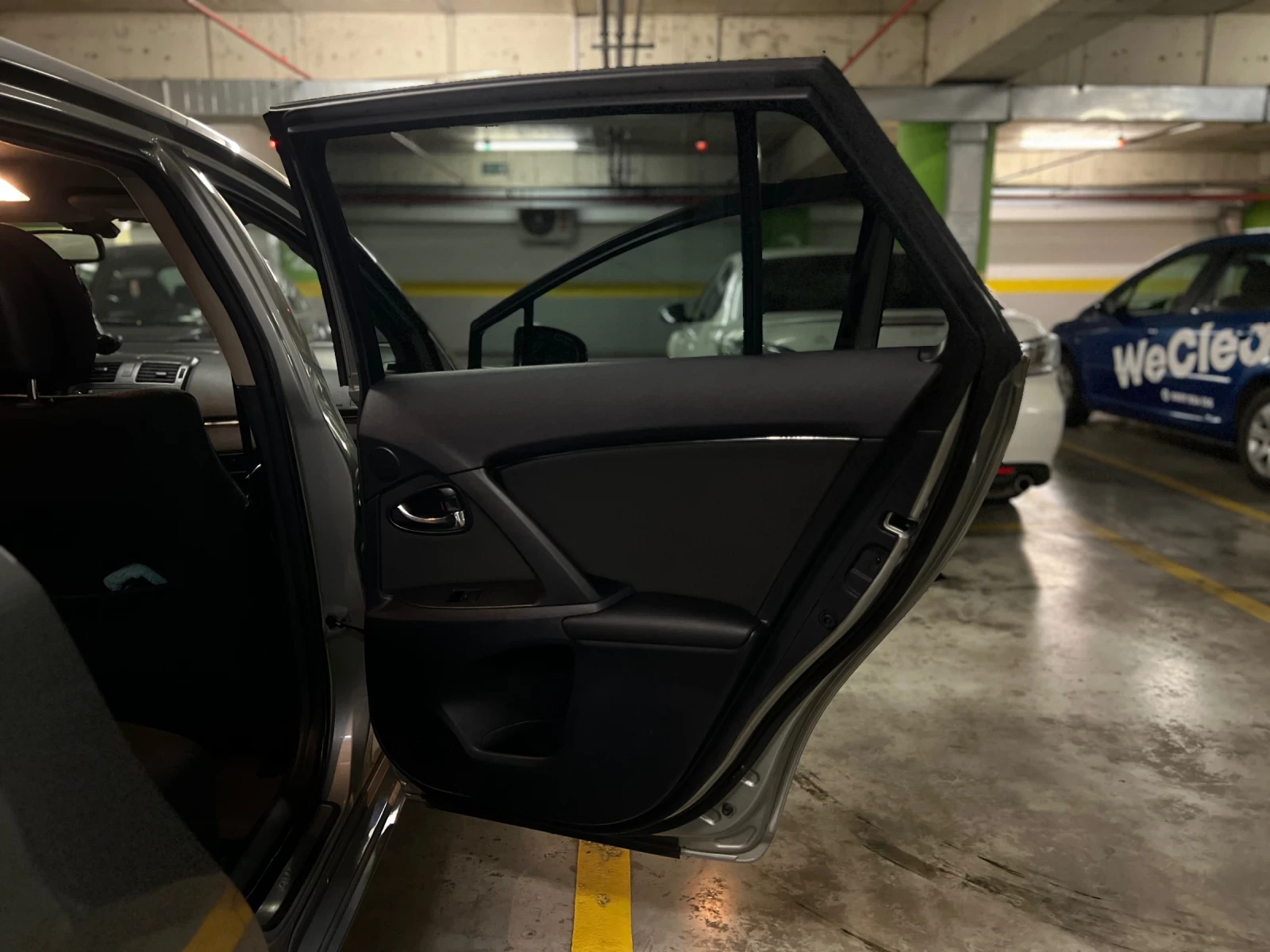 Toyota Avensis Toyota Avensis T27, снимка 6 - Автомобили и джипове - 54151450