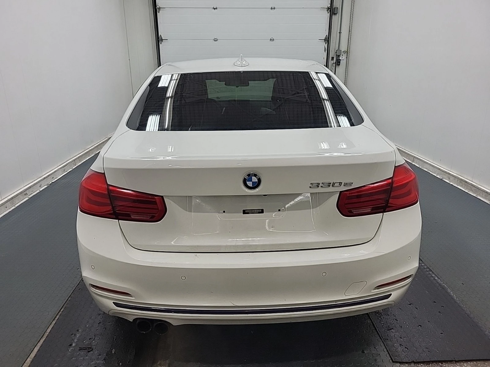 BMW 330 E РЕГИСТАЦИЯ+ ОБСЛУЖВАНЕ, снимка 5 - Автомобили и джипове - 54155023