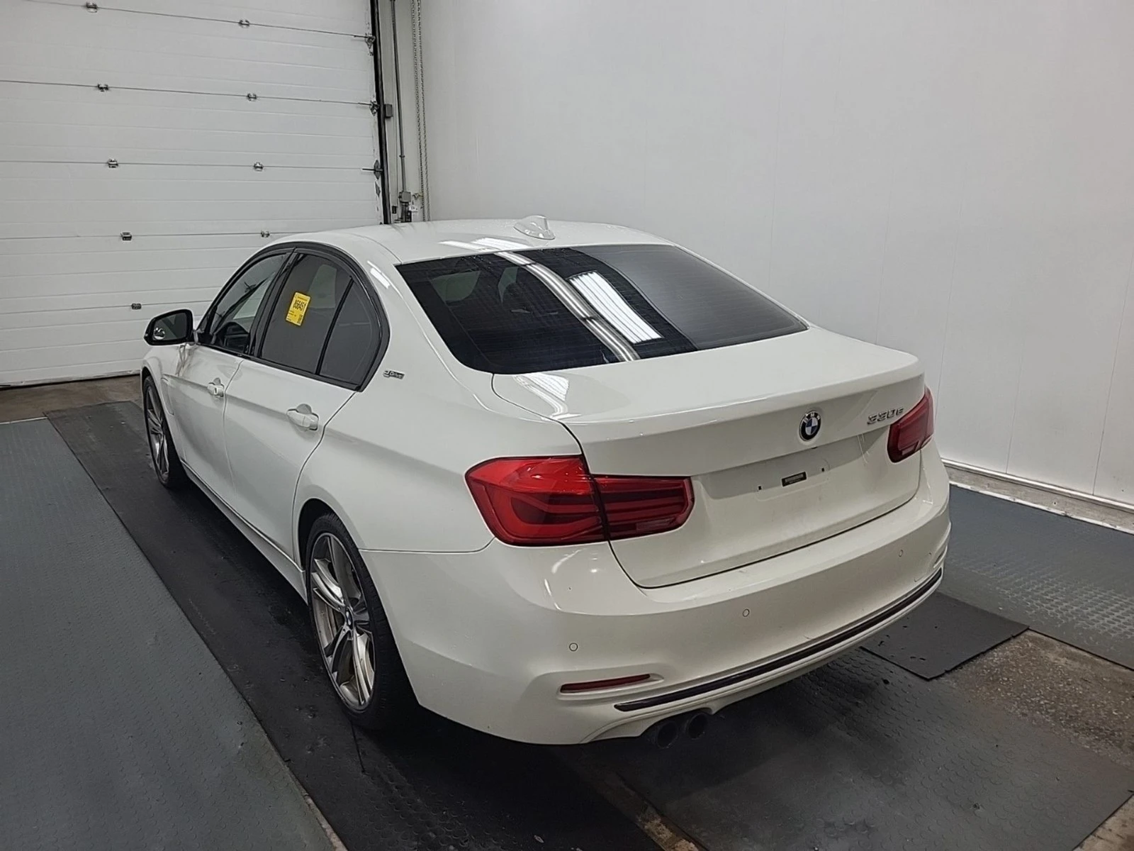 BMW 330 E РЕГИСТАЦИЯ+ ОБСЛУЖВАНЕ, снимка 6 - Автомобили и джипове - 54155023