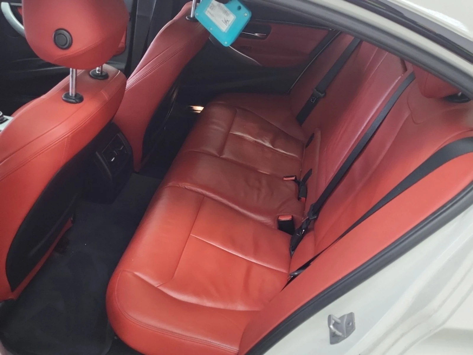 BMW 330 E РЕГИСТАЦИЯ+ ОБСЛУЖВАНЕ, снимка 11 - Автомобили и джипове - 54155023