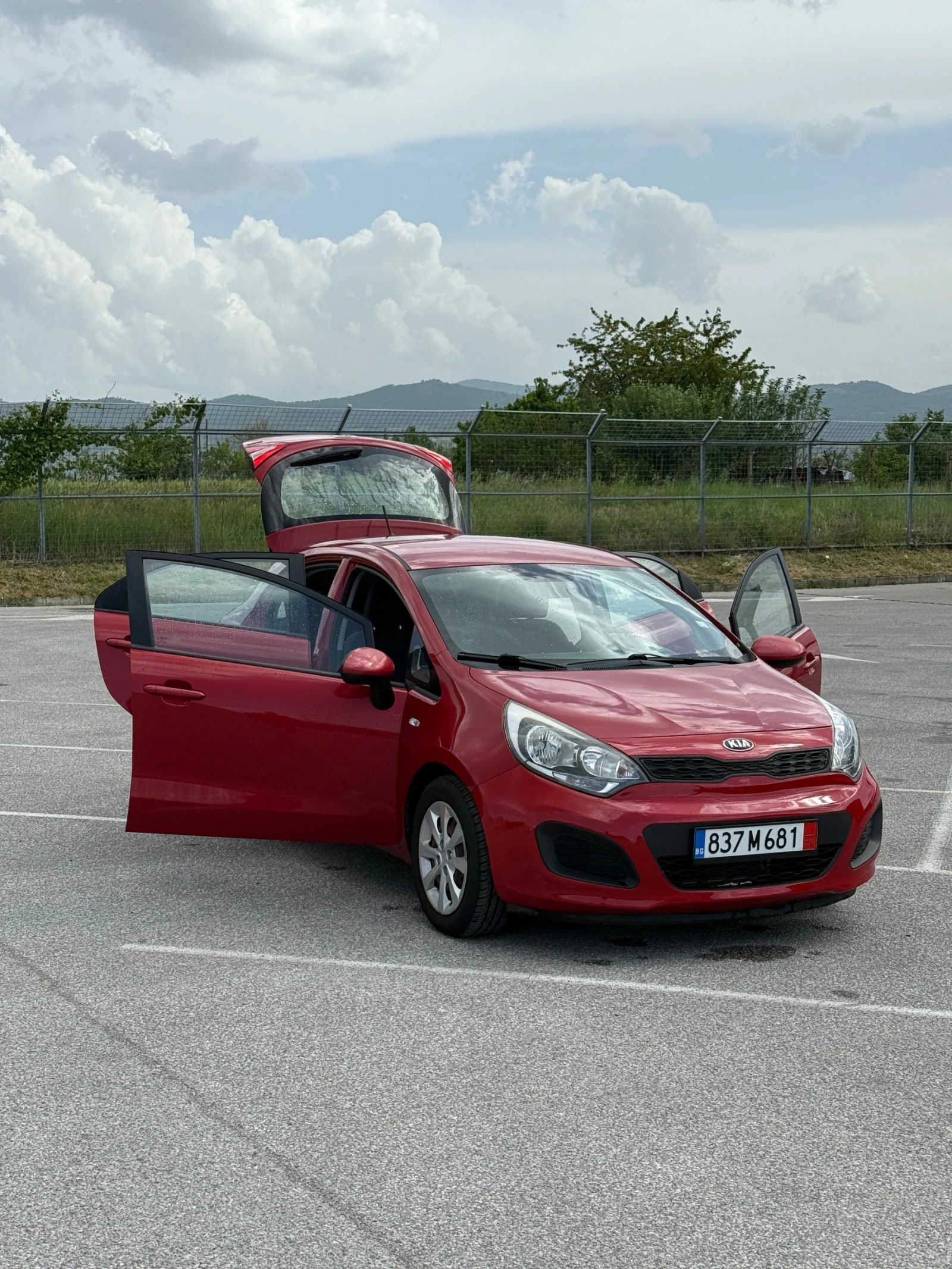 Kia Rio, снимка 11 - Автомобили и джипове - 54512841