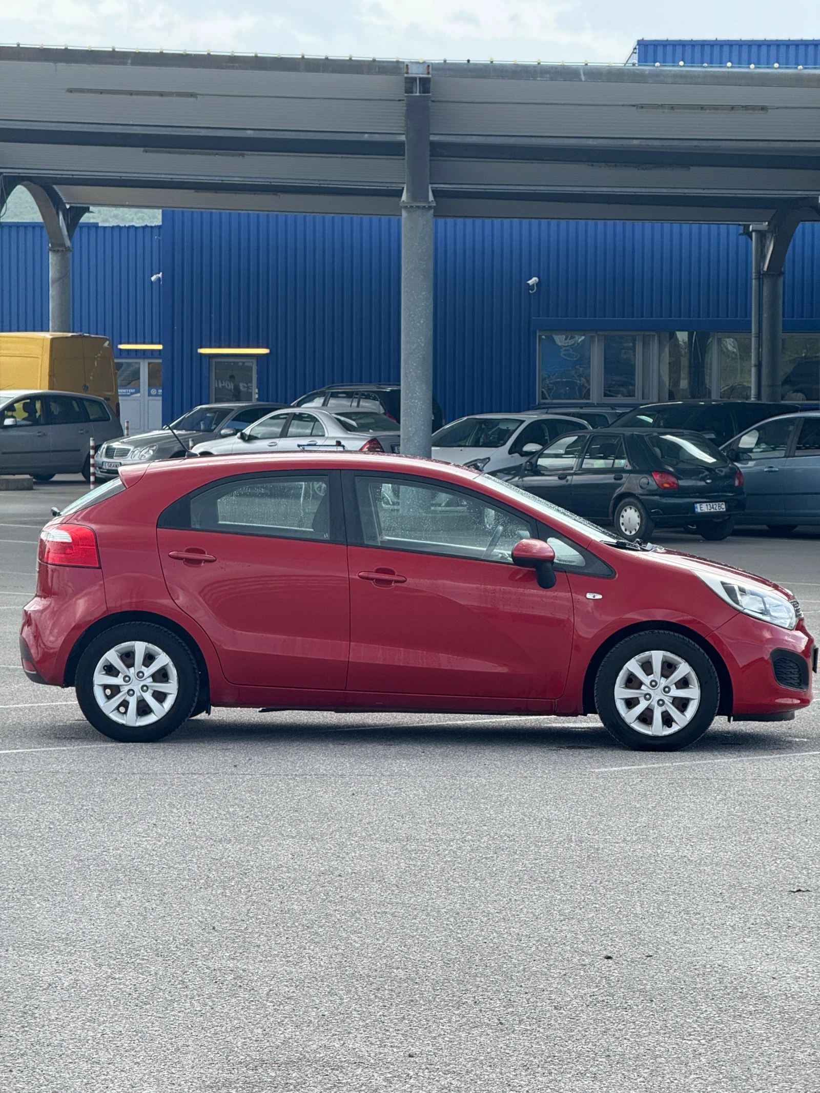 Kia Rio, снимка 3 - Автомобили и джипове - 54512841