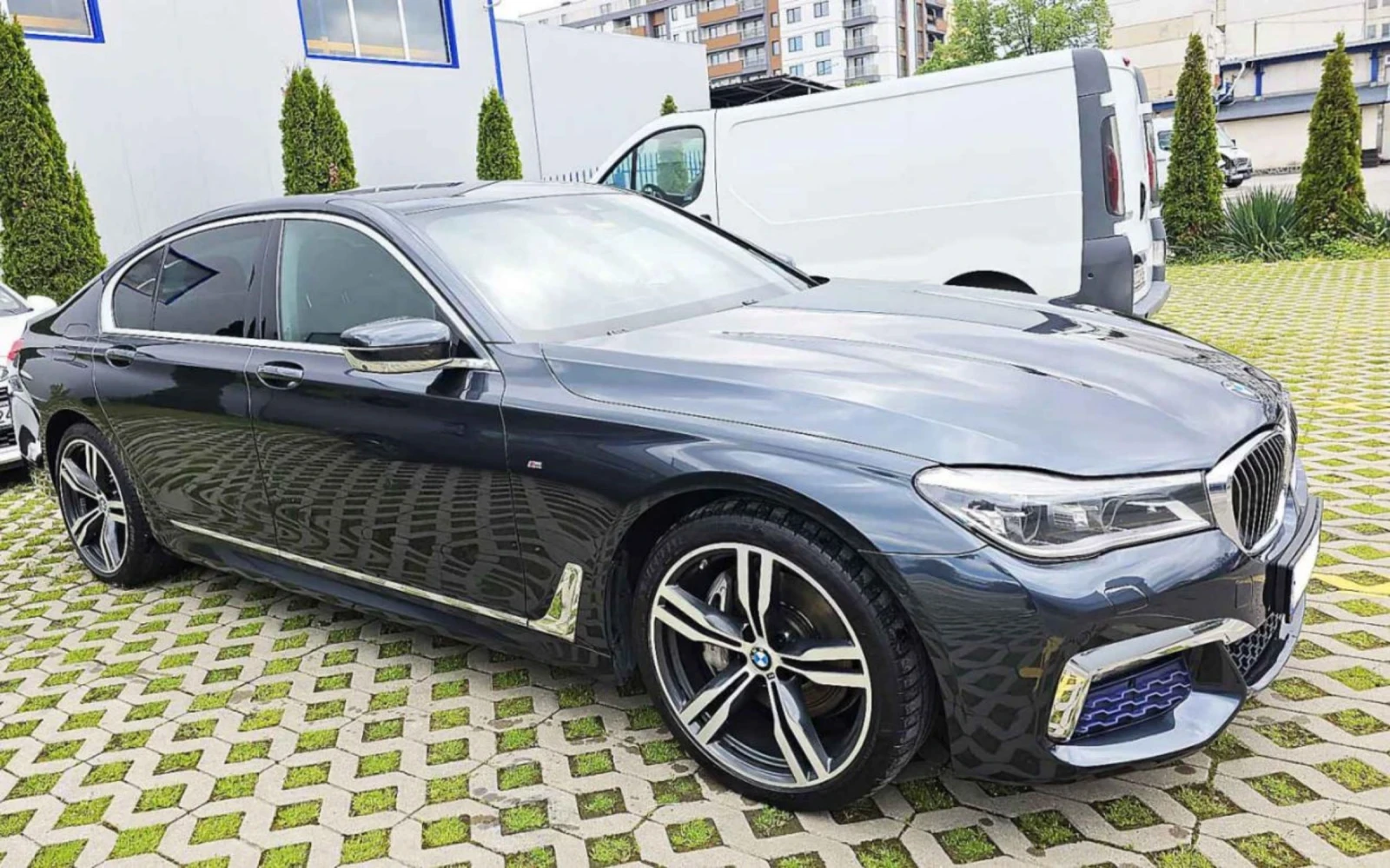 BMW 730, снимка 7 - Автомобили и джипове - 54527938