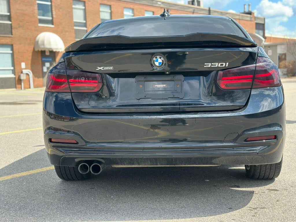 BMW 330 i xDrive Sedan AWD, снимка 11 - Автомобили и джипове - 54544825