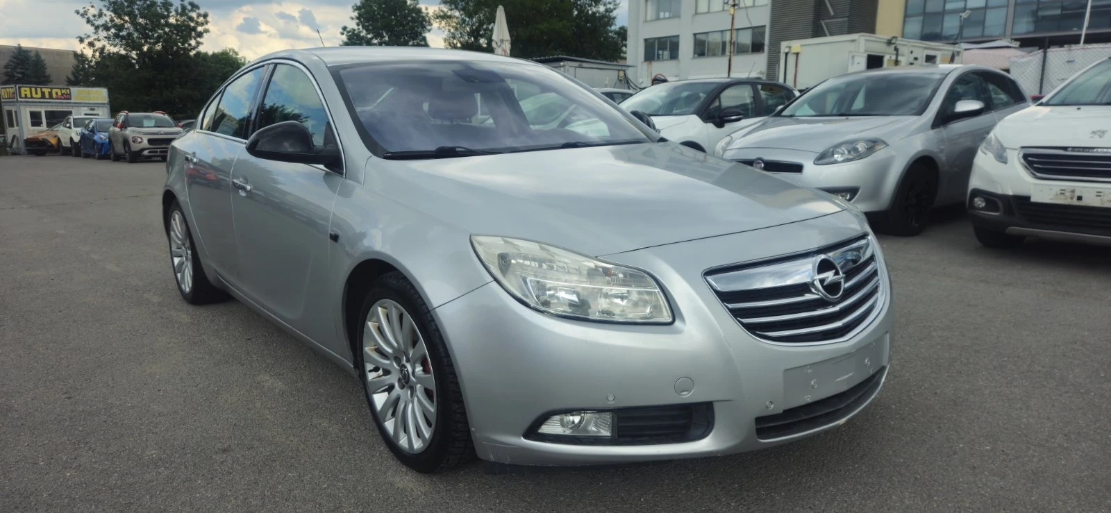 Opel Insignia 2.0tdci 130hp, снимка 5 - Автомобили и джипове - 54799001