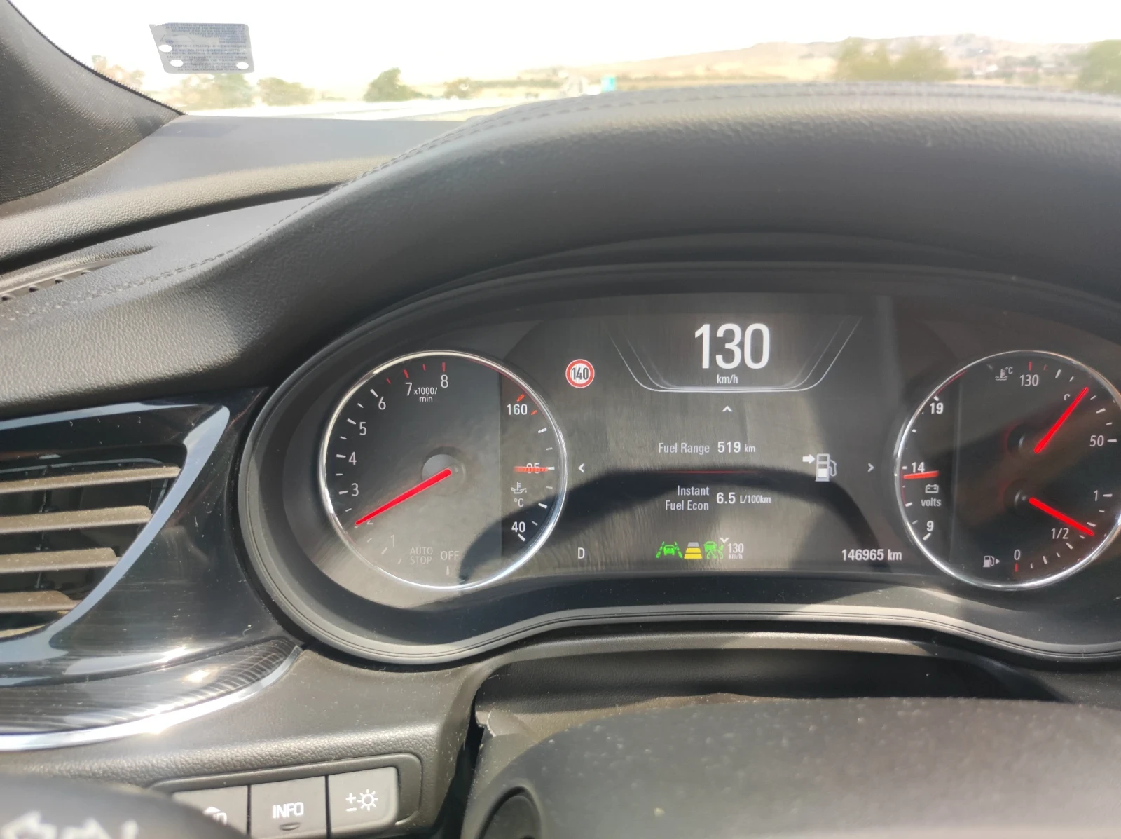 Opel Insignia Grand Sport, снимка 7 - Автомобили и джипове - 55639581