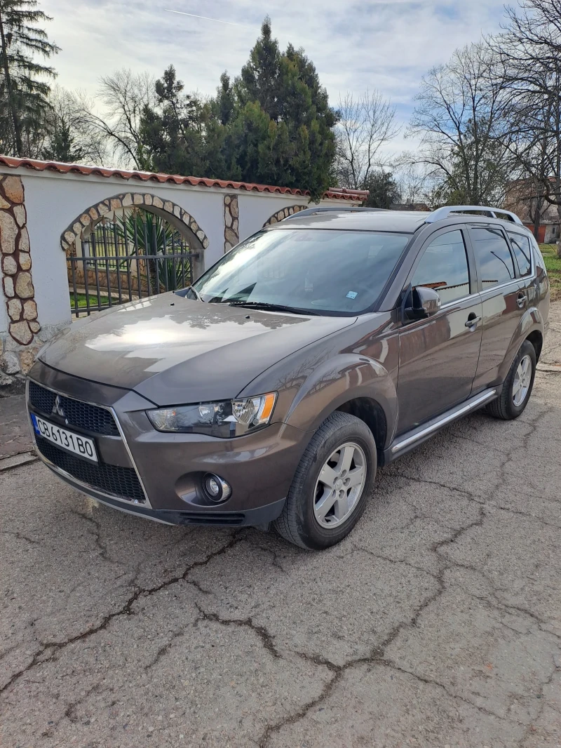 Mitsubishi Outlander, снимка 1 - Автомобили и джипове - 49438092