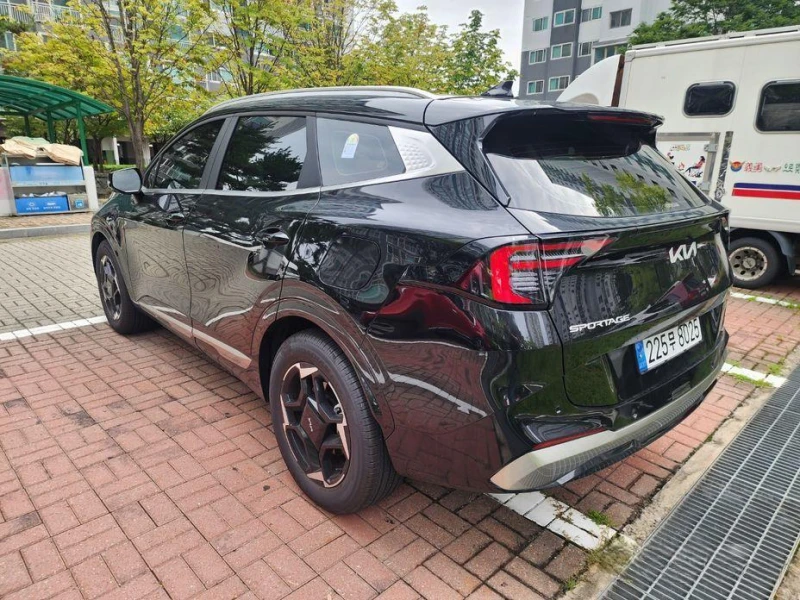 Kia Sportage Gasoline 1.6 Turbo 2WD Signature, снимка 2 - Автомобили и джипове - 51992601