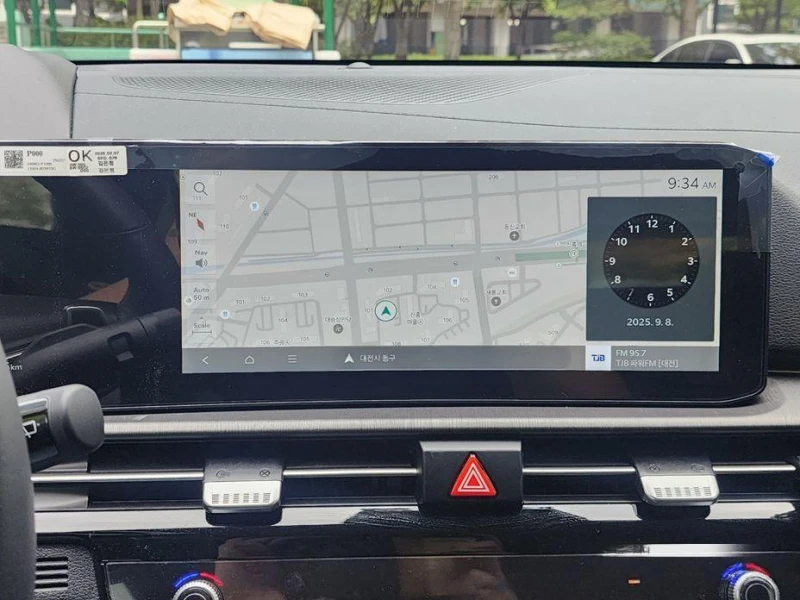 Kia Sportage Gasoline 1.6 Turbo 2WD Signature, снимка 8 - Автомобили и джипове - 51992601