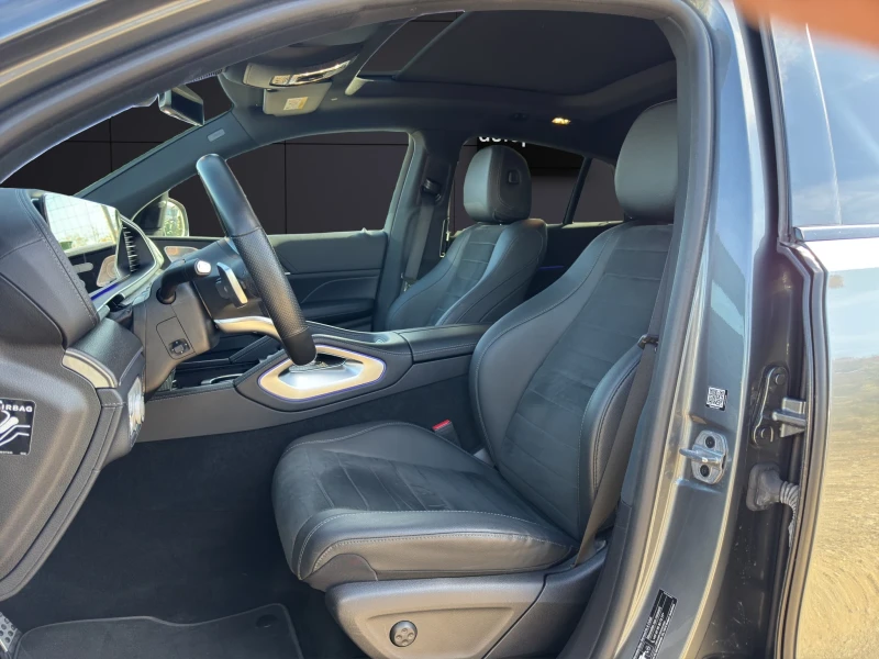 Mercedes-Benz GLE 400 D* COUPE* AMG* BURMESTER* AIRMATIC* HEADUP* PANO* , снимка 9 - Автомобили и джипове - 52273196