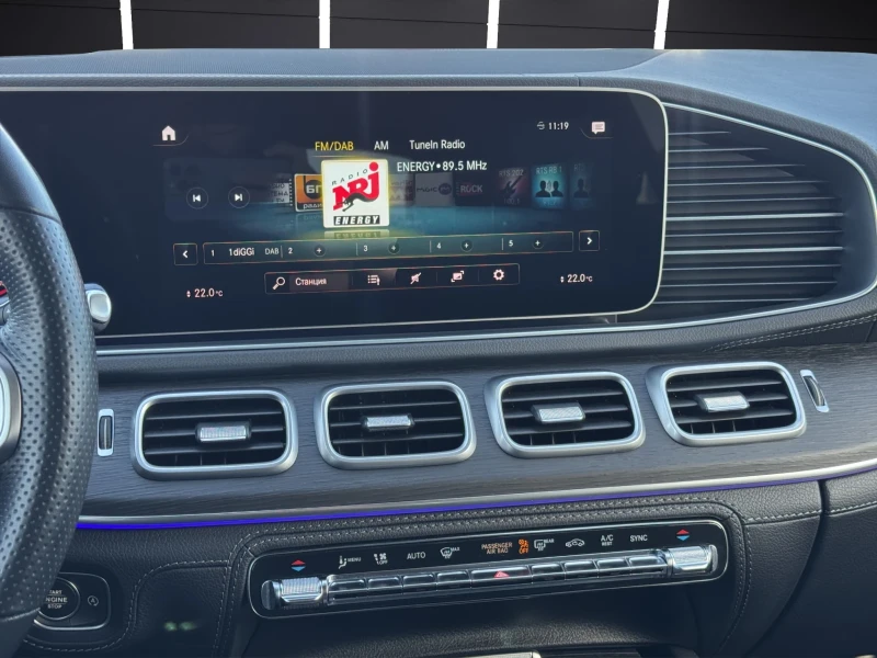 Mercedes-Benz GLE 400 D* COUPE* AMG* BURMESTER* AIRMATIC* HEADUP* PANO* , снимка 12 - Автомобили и джипове - 52273196