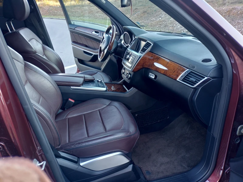 Mercedes-Benz GL 500 AMG Pack/360/Offroad pack/Harman Kardon, снимка 7 - Автомобили и джипове - 52421216