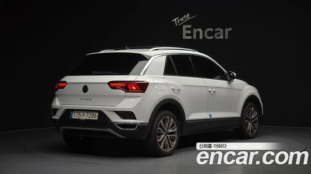 VW T-Roc | 50 K KM TOP SERVICE, снимка 5 - Автомобили и джипове - 55179280