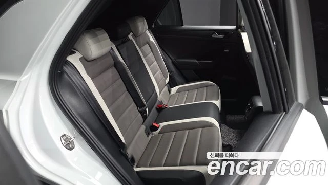 VW T-Roc | 50 K KM TOP SERVICE, снимка 12 - Автомобили и джипове - 55179280