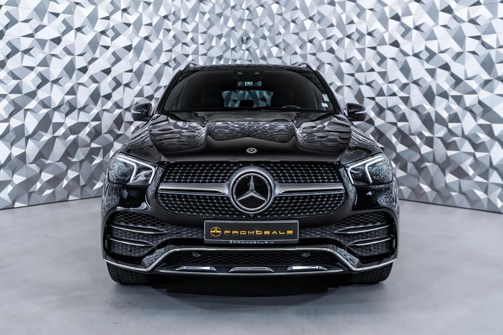Mercedes-Benz GLE 400 d 4M * AMG* 7Seats* Burmester* Pano* 360*  - изображение 2