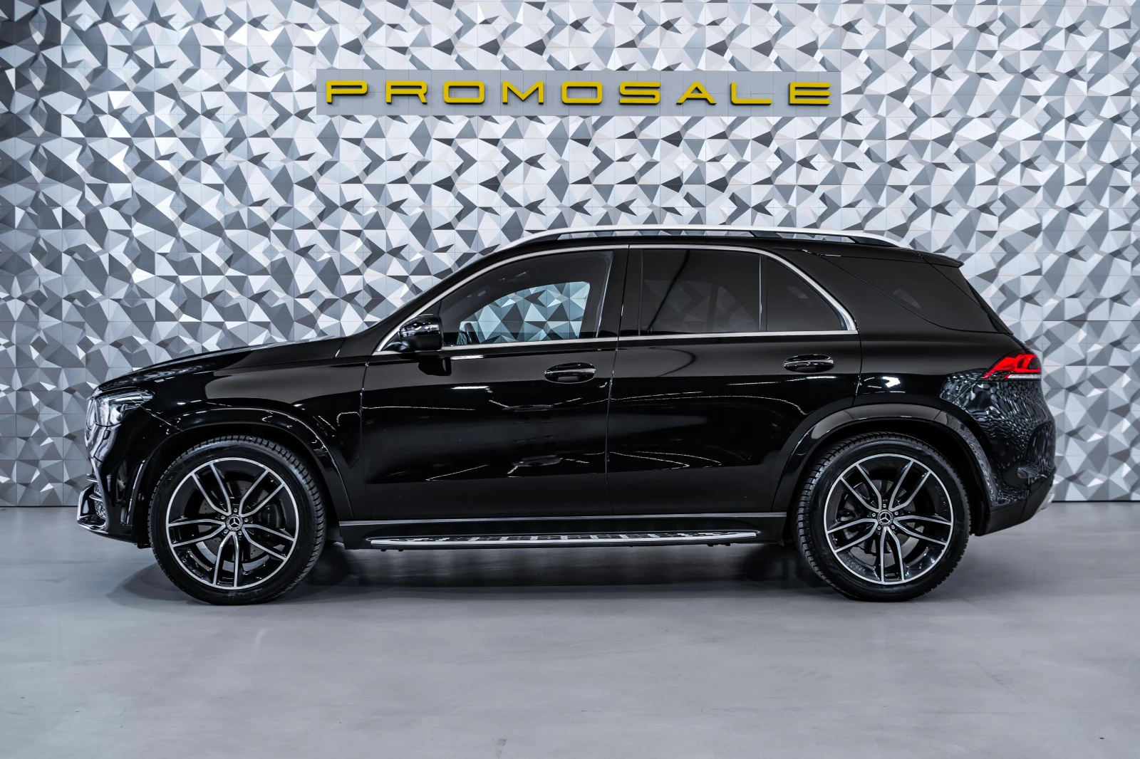 Mercedes-Benz GLE 400 d 4M * AMG* 7Seats* Burmester* Pano* 360*  - изображение 3
