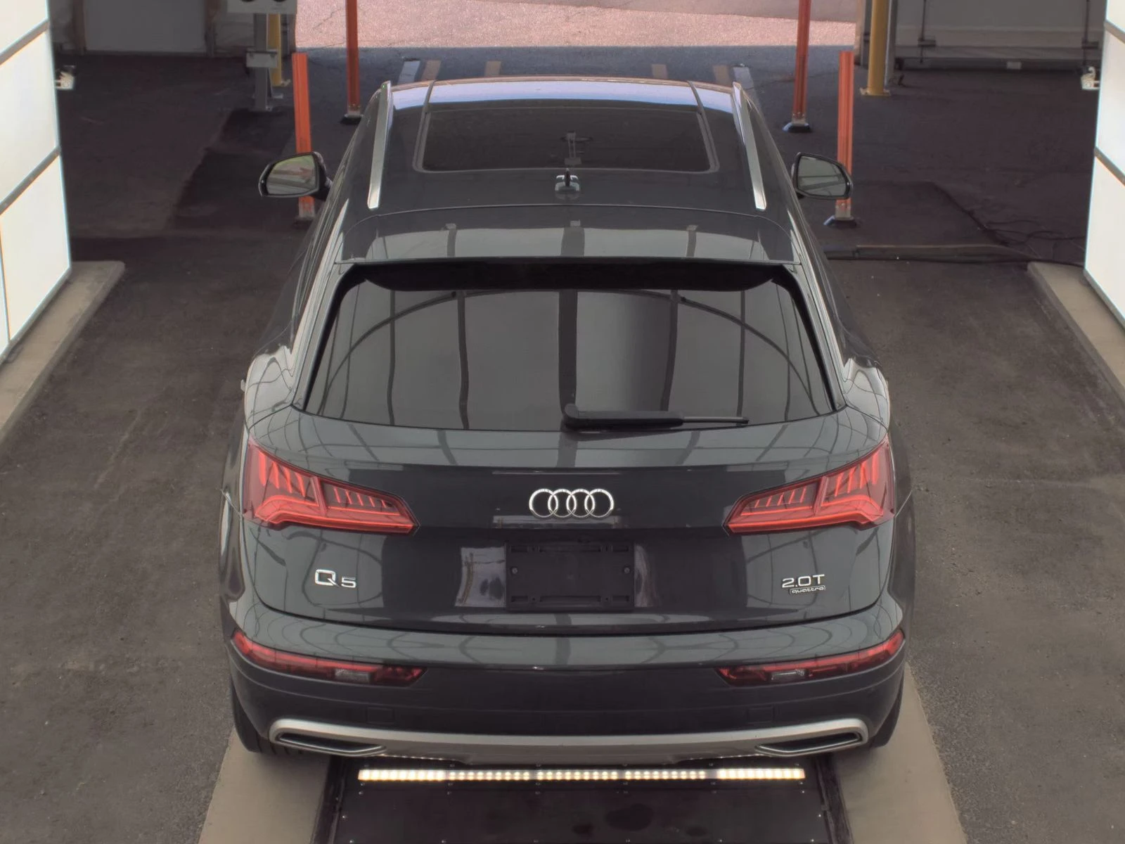 Audi Q5 PREMIUM Диг.табло* 8ZF* Подгрев* Камера* Пано*  - изображение 5