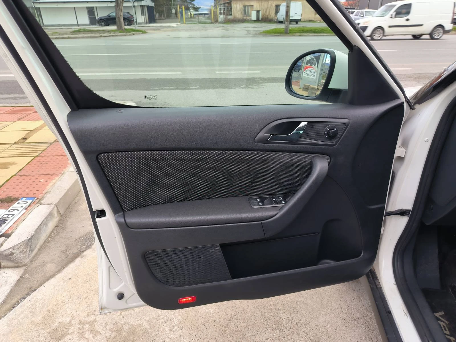 Skoda Yeti 1.6d-Euro-5A | Mobile.bg � ����������� 12