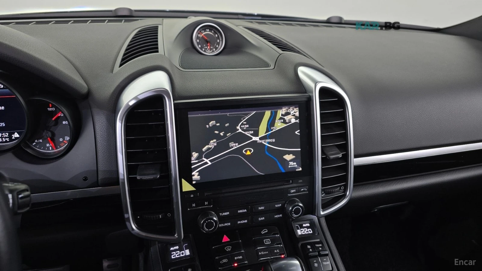 Porsche Cayenne PLATINUM EDITION* ОБДУХВАНЕ* ПОДГРЕВ* ПАНОРАМА, снимка 12 - Автомобили и джипове - 54817684