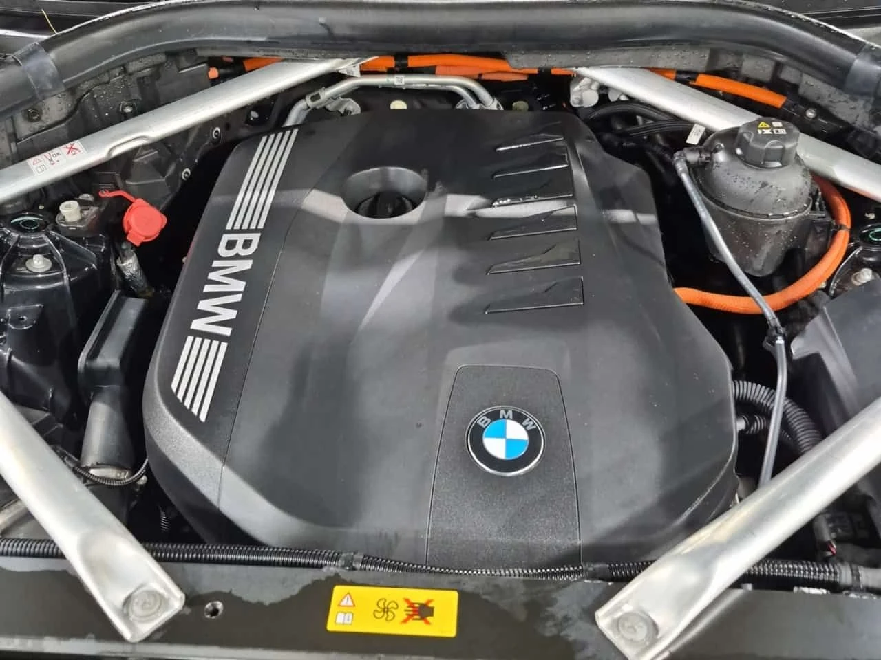 BMW X5 * XDRIVE50E * CARFAX * Без инциденти * , снимка 16 - Автомобили и джипове - 55230132