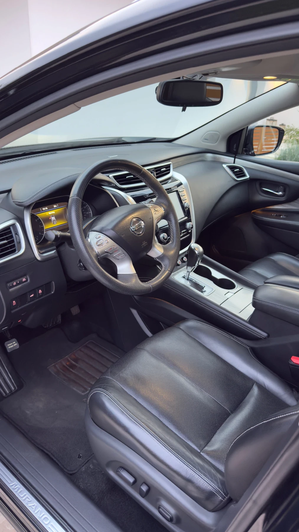 Nissan Murano, снимка 12 - Автомобили и джипове - 56316845