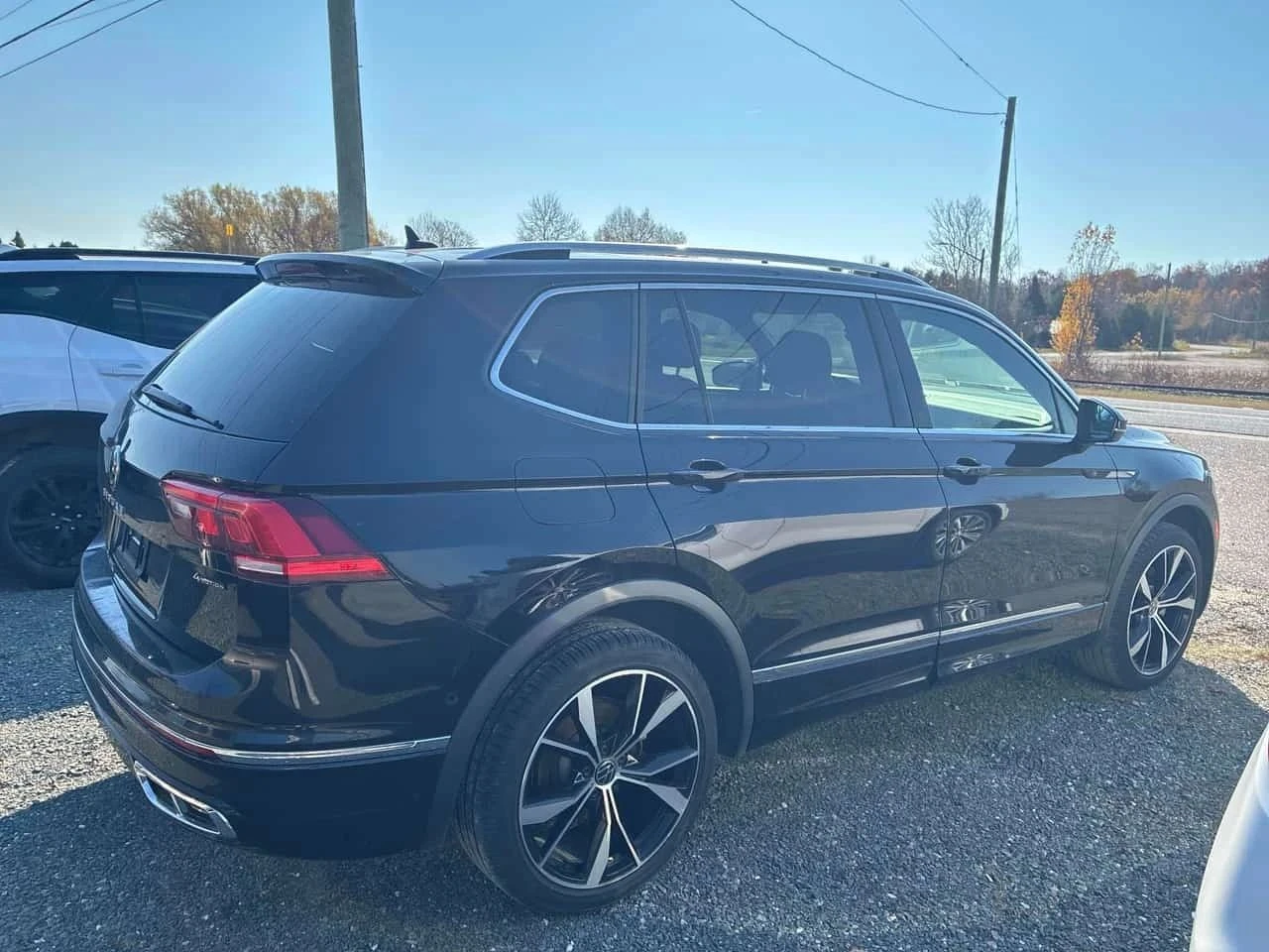 VW Tiguan, снимка 3 - Автомобили и джипове - 56728749