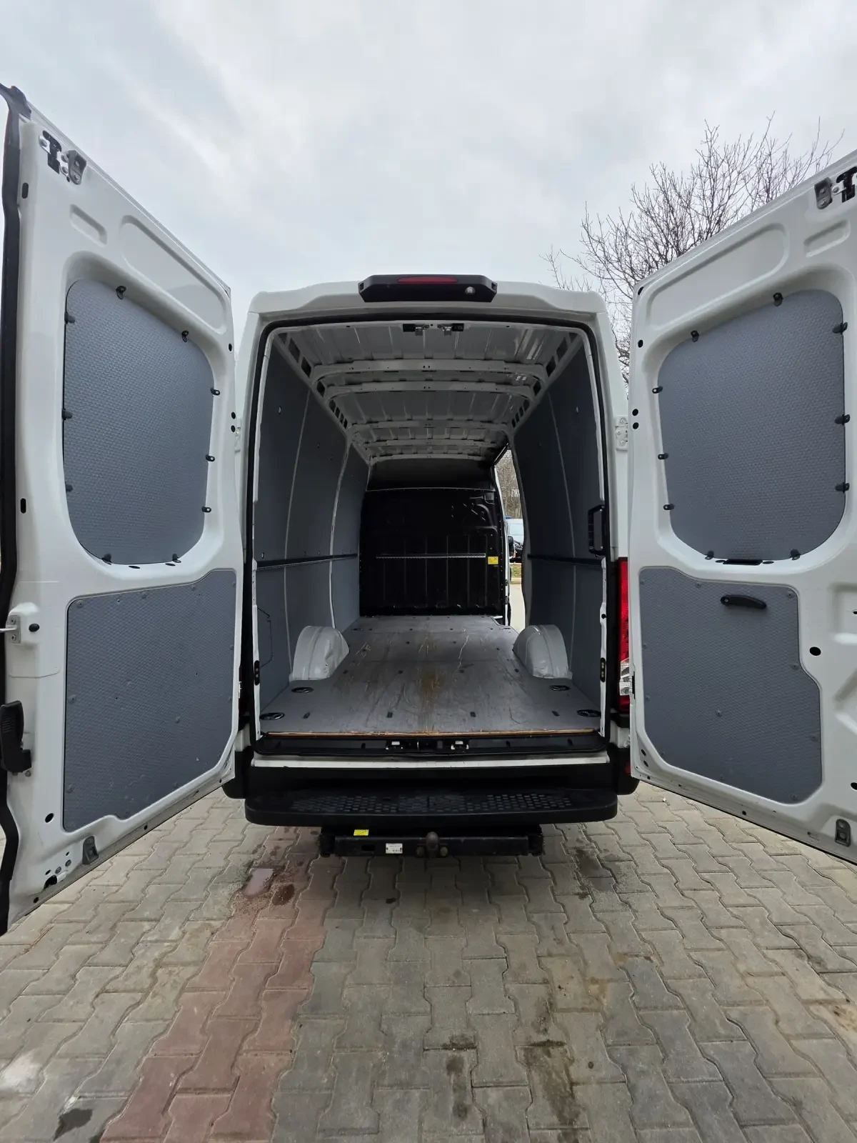 Iveco Daily 3.0 179k.c. 8G Himatic , снимка 9 - Бусове и автобуси - 53915137