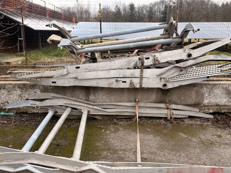 Mercedes-Benz Actros 10 бр. Ремаркета 2-3 Оси, снимка 6 - Камиони - 47856069