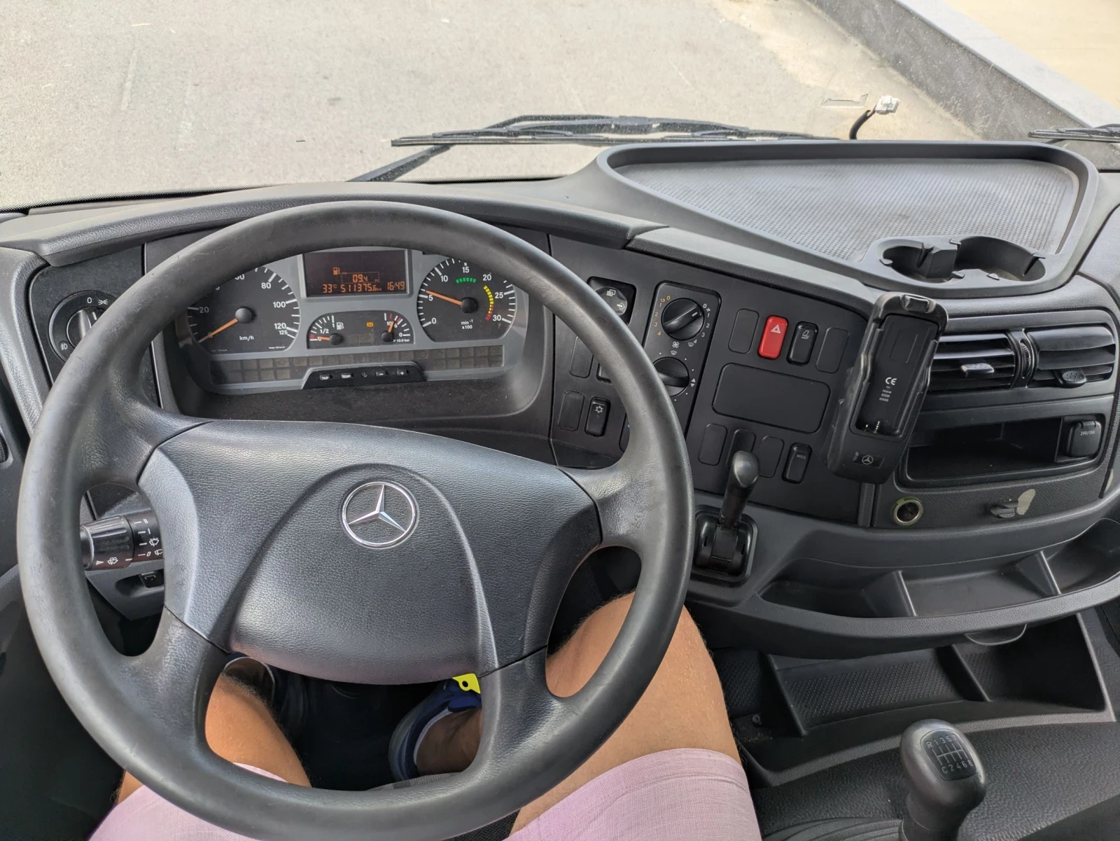 Mercedes-Benz Atego 1229 euro5 тристр.щора спална кабина, снимка 12 - Камиони - 55617348