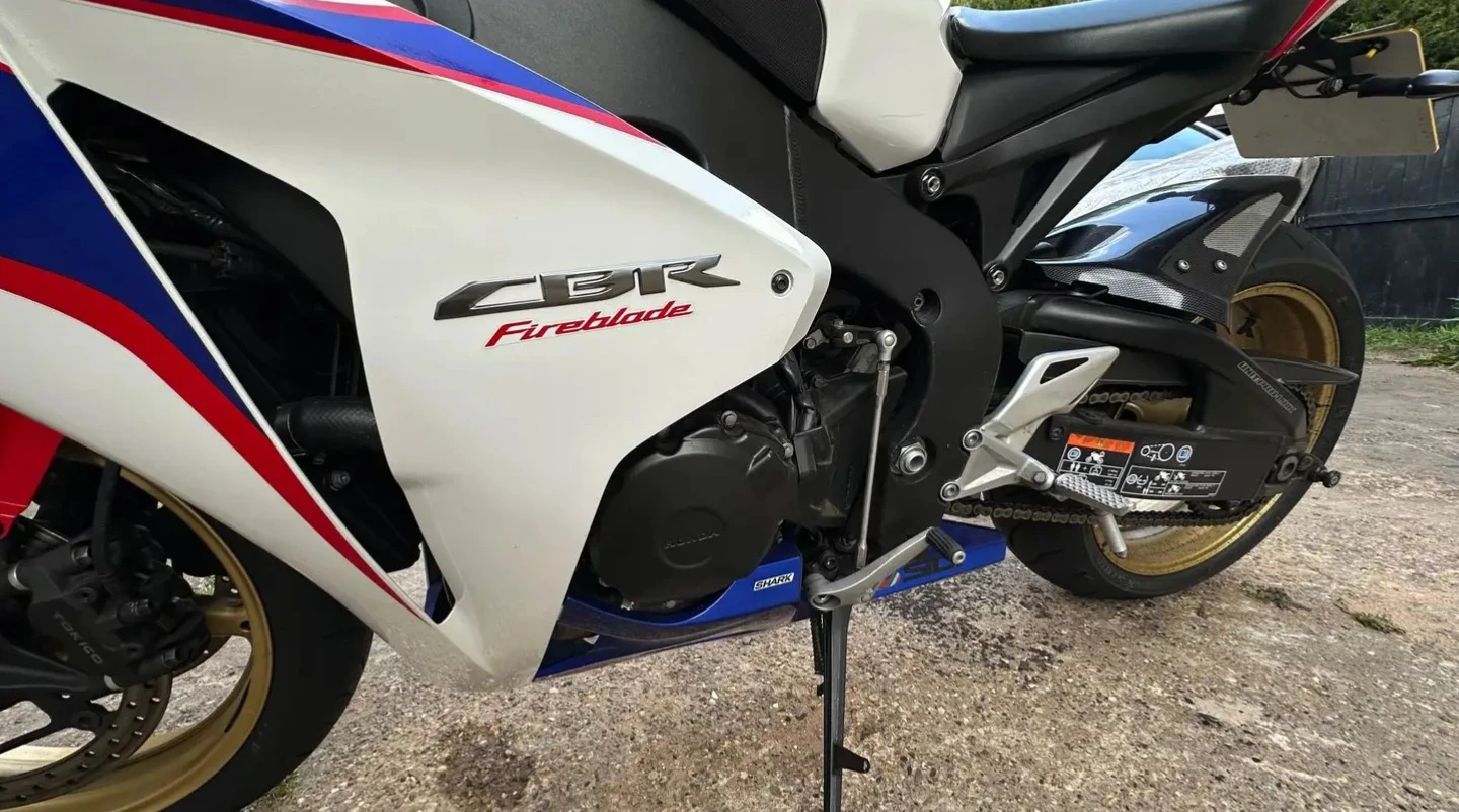 Honda Cbr 1000RR FIREBLADE#HRC#ЛИЗИНГ - изображение 7