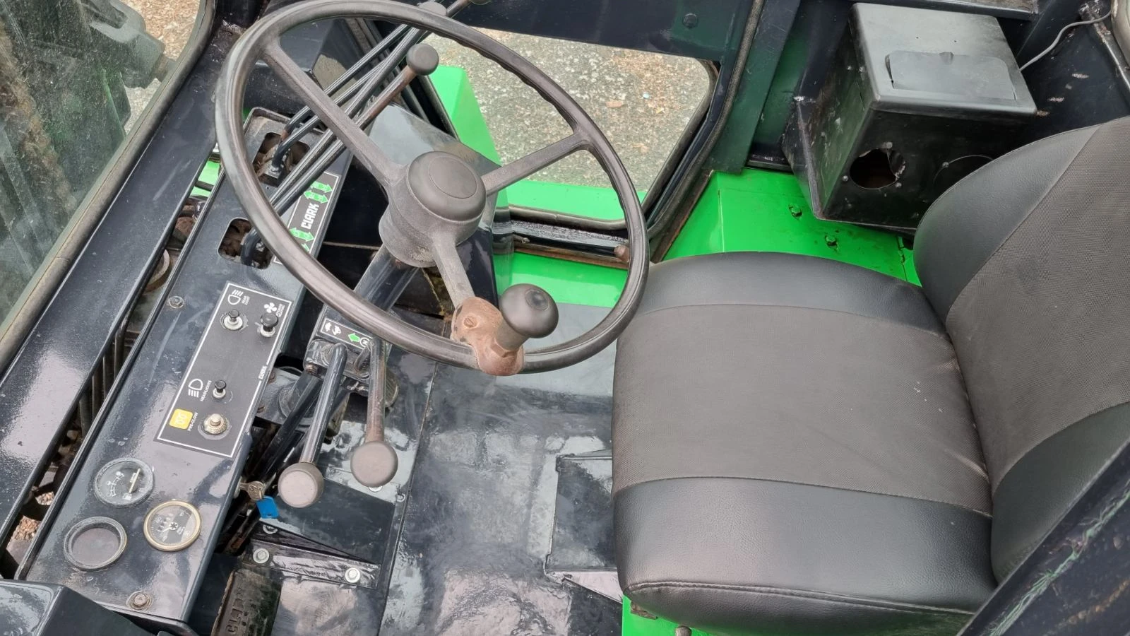  Clark C500Y | Mobile.bg   11