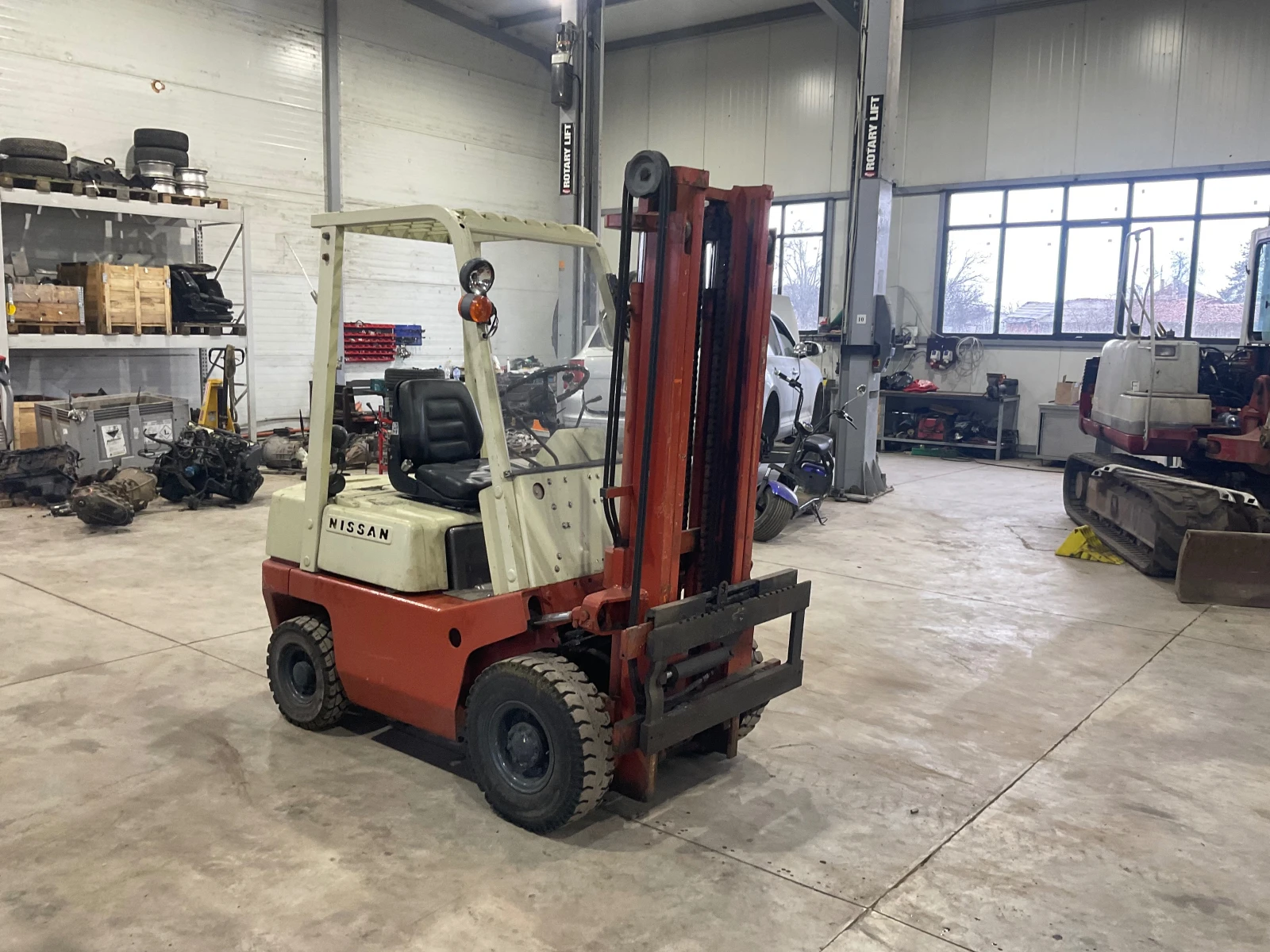 Мотокар Nissan QFD15 Работи смесва маслото с вода !!!, снимка 3 - Индустриална техника - 54197253