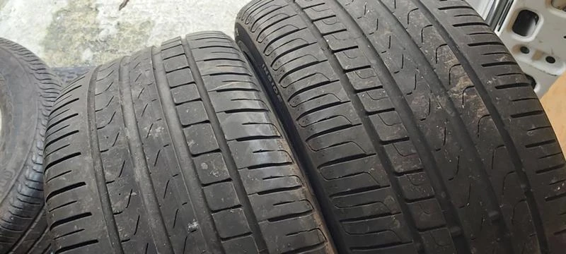 Гуми Летни 245/40R18, снимка 2 - Гуми и джанти - 35134270