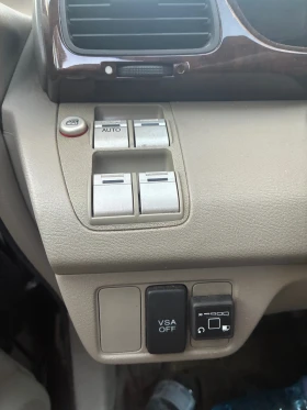 Honda Fr-v, снимка 11
