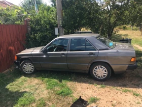 Mercedes-Benz 190, снимка 2