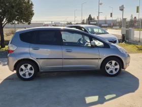 Honda Jazz 1.3 Ръчка Бензин - 3300 € / 6454.24 лв. - 24828241 5