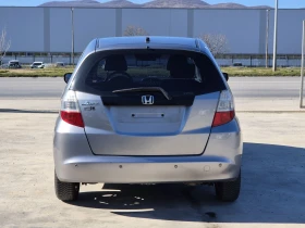 Honda Jazz 1.3 Ръчка Бензин - 3300 € / 6454.24 лв. - 24828241 4