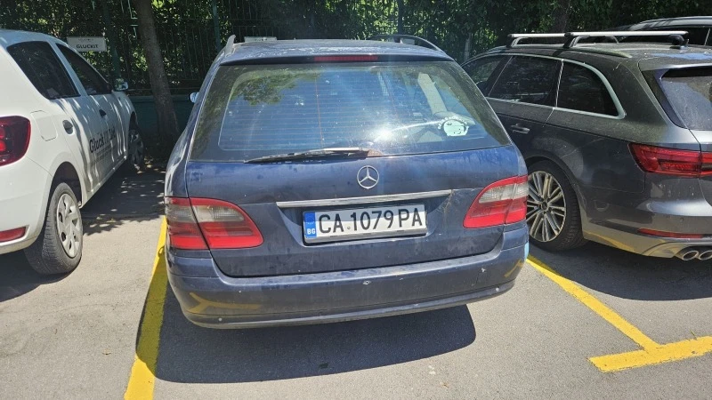 Mercedes-Benz E 220 CDI, снимка 6 - Автомобили и джипове - 46053824