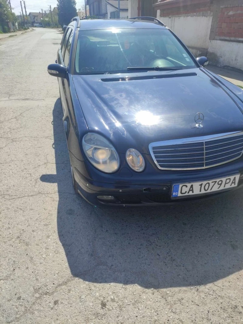 Mercedes-Benz E 220 CDI, снимка 2 - Автомобили и джипове - 46053824