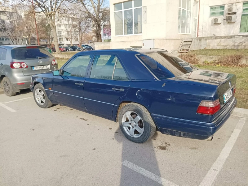 Mercedes-Benz E 200 LPG, снимка 6 - Автомобили и джипове - 48427921