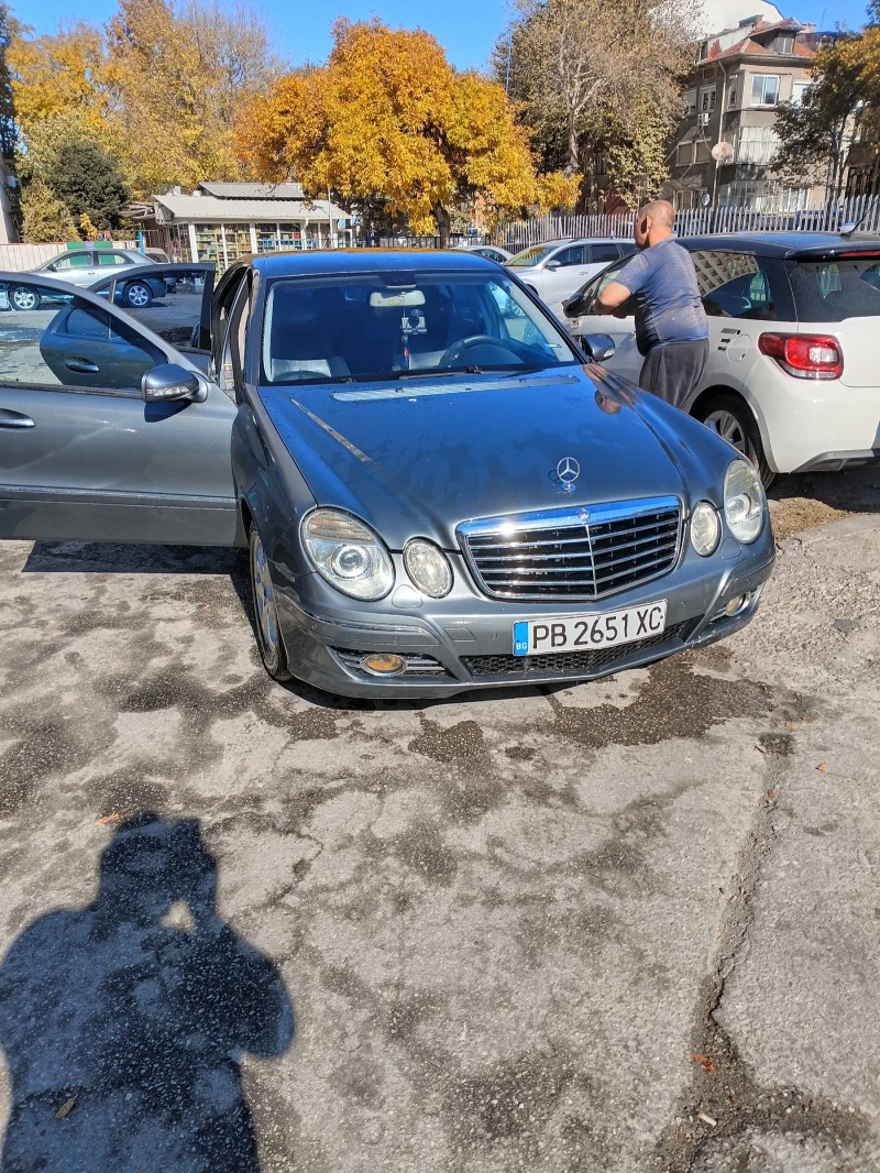 Mercedes-Benz E 280, снимка 3 - Автомобили и джипове - 48615605